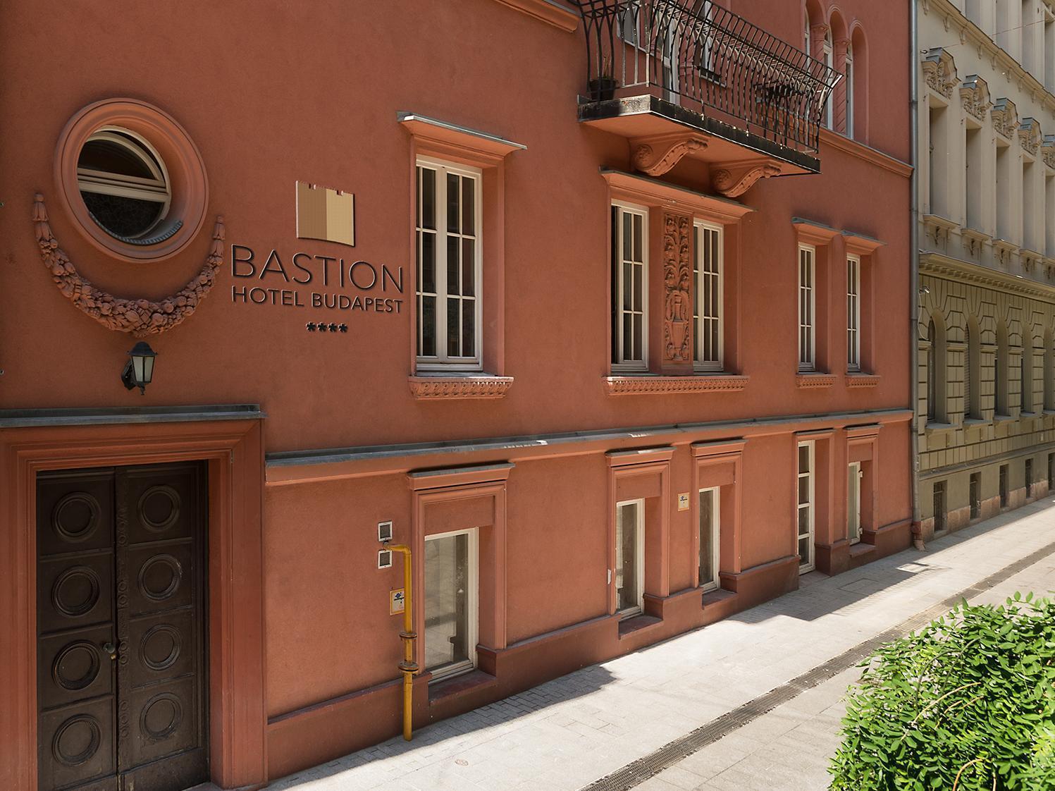 Bastion Hotel Будапеща Екстериор снимка